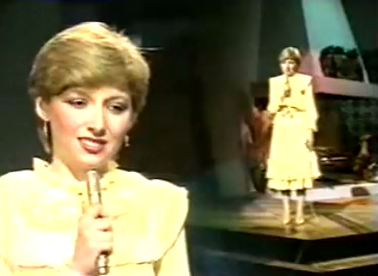 Screenshot of Lena Zavaroni on the The Val Doonican Music Show